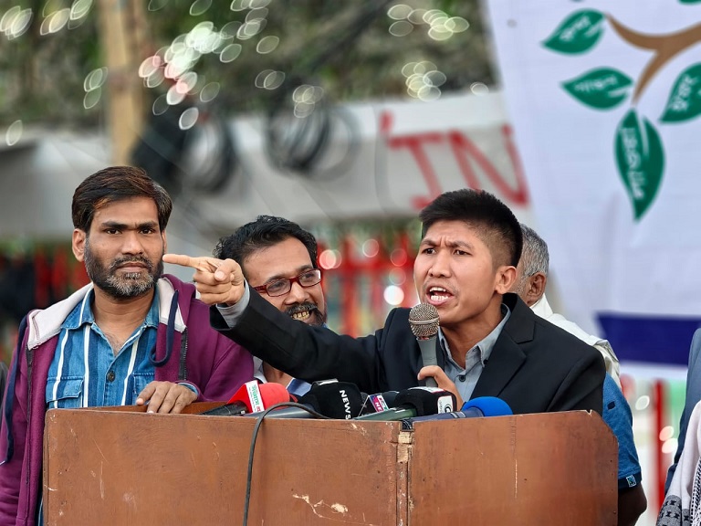 পাহাড়ি-বাঙালী দ্বন্দ্ব নিরসনে সকল জাতিসত্তাকে বাংলাদেশী নাগরিক হিসেবে স্বীকৃতির দাবি